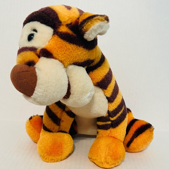 Vintage Tigger Disneyland Walt Disney World Plush Mohair - Picture 2 of 8